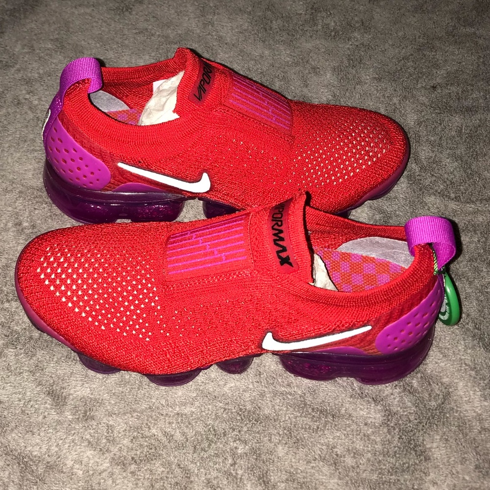 Air VaporMax Moc 2 University Red Fuchsia Blast